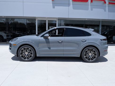 New 2026 Porsche Cayenne Coupe AWD/4WD image 2
