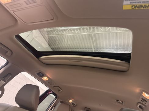 Used 2015 Honda Odyssey EX-L image 17