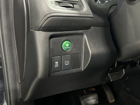 Used 2016 Honda HR-V EX image 15