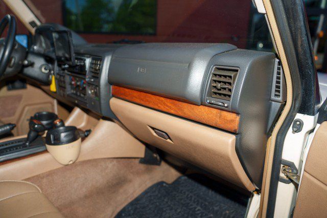 Used 1995 Land Rover Range Rover Classic AWD/4WD image 18