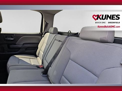 Used 2018 Chevrolet Silverado 1500 Custom w/ Custom Value Package AWD/4WD image 17