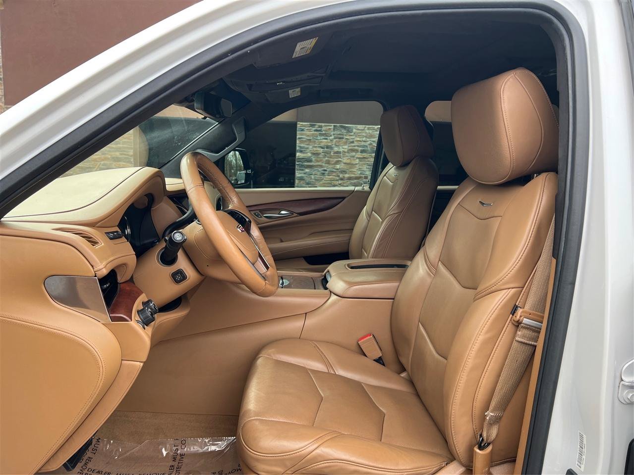 Used 2017 Cadillac Escalade Platinum AWD/4WD image 9