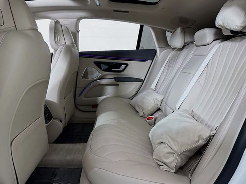 Used 2023 Mercedes-Benz EQS 450+ Sedan image 8