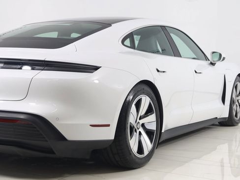 Used 2020 Porsche Taycan 4S image 56