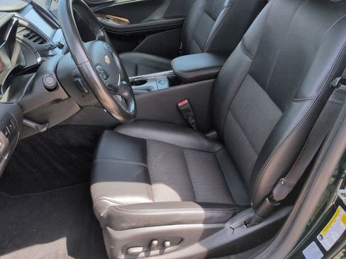 Used 2015 Chevrolet Impala LT w/ Convenience Package FWD image 16