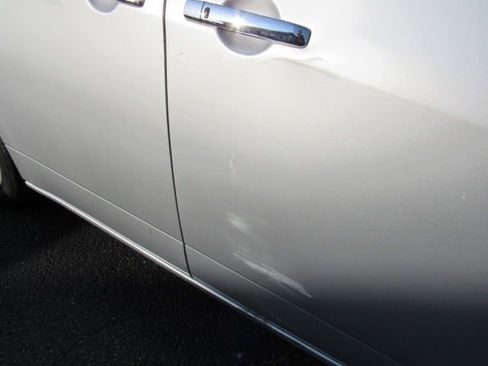 Used 2017 Nissan Quest SV image 5