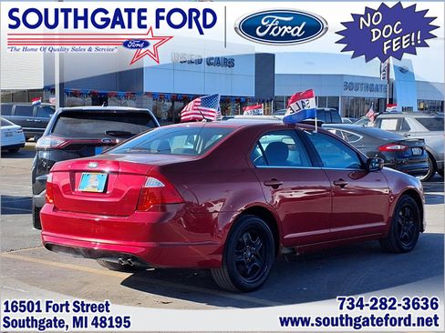Used 2011 Ford Fusion SE w/ 202A Rapid Spec Order Code image 2