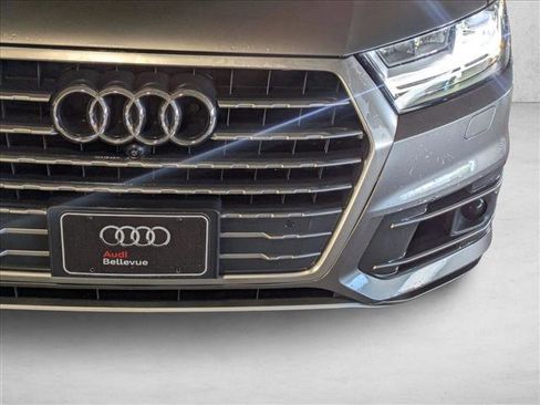 Used 2018 Audi Q7 3.0T Prestige w/ Prestige Package image 9