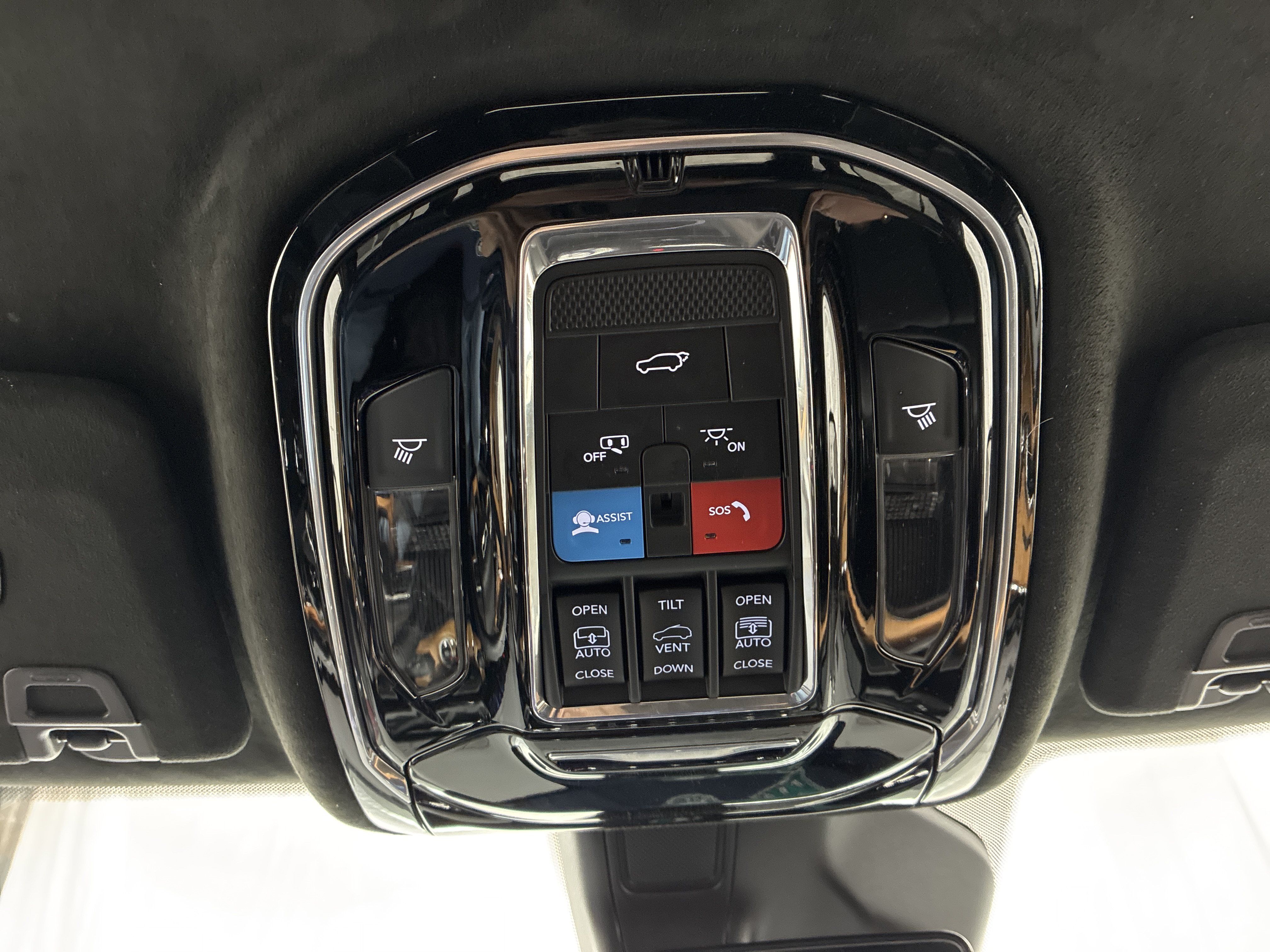 Certified 2024 Jeep Grand Cherokee Summit AWD/4WD image 21