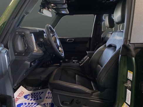 New 2025 Ford Bronco Outer Banks w/ Sasquatch Package AWD/4WD image 4