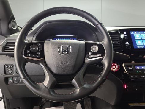 Used 2022 Honda Pilot Black Edition image 25