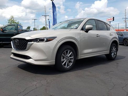 Used 2024 MAZDA CX-5 AWD 2.5 S w/ Preferred Package image 8