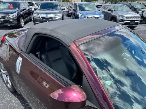 Used 2006 Nissan 350Z Grand Touring RWD image 22