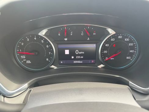 Used 2022 Chevrolet Equinox Premier FWD image 24