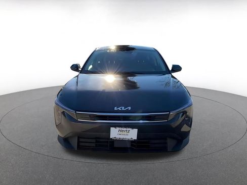 Used 2025 Kia K4 LXS image 3