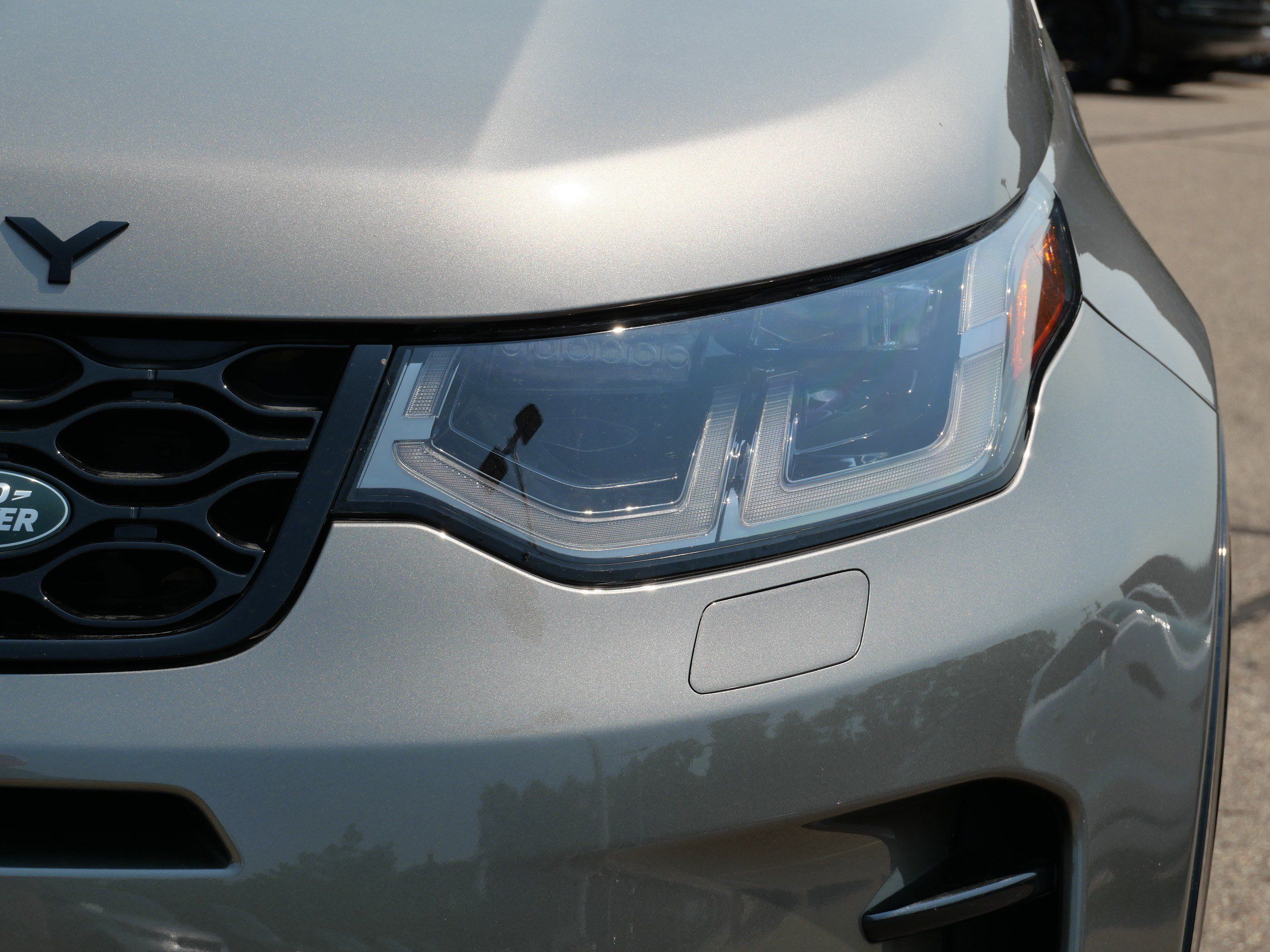 Certified 2024 Land Rover Discovery Sport Dynamic SE AWD/4WD image 9