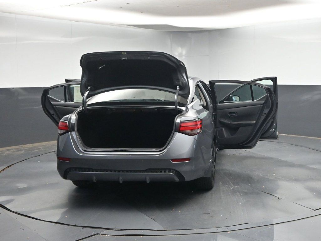 Used 2024 Nissan Sentra S FWD image 44