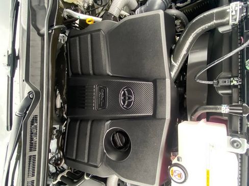 Used 2025 Toyota Tundra SR5 AWD/4WD image 31