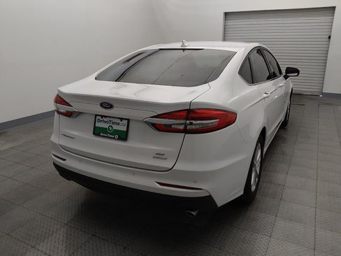 Used 2020 Ford Fusion SE FWD image 7
