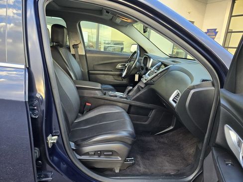 Used 2016 Chevrolet Equinox LTZ w/ Enhanced Convenience Package image 13