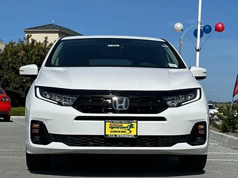 New 2026 Honda Odyssey Elite image 8