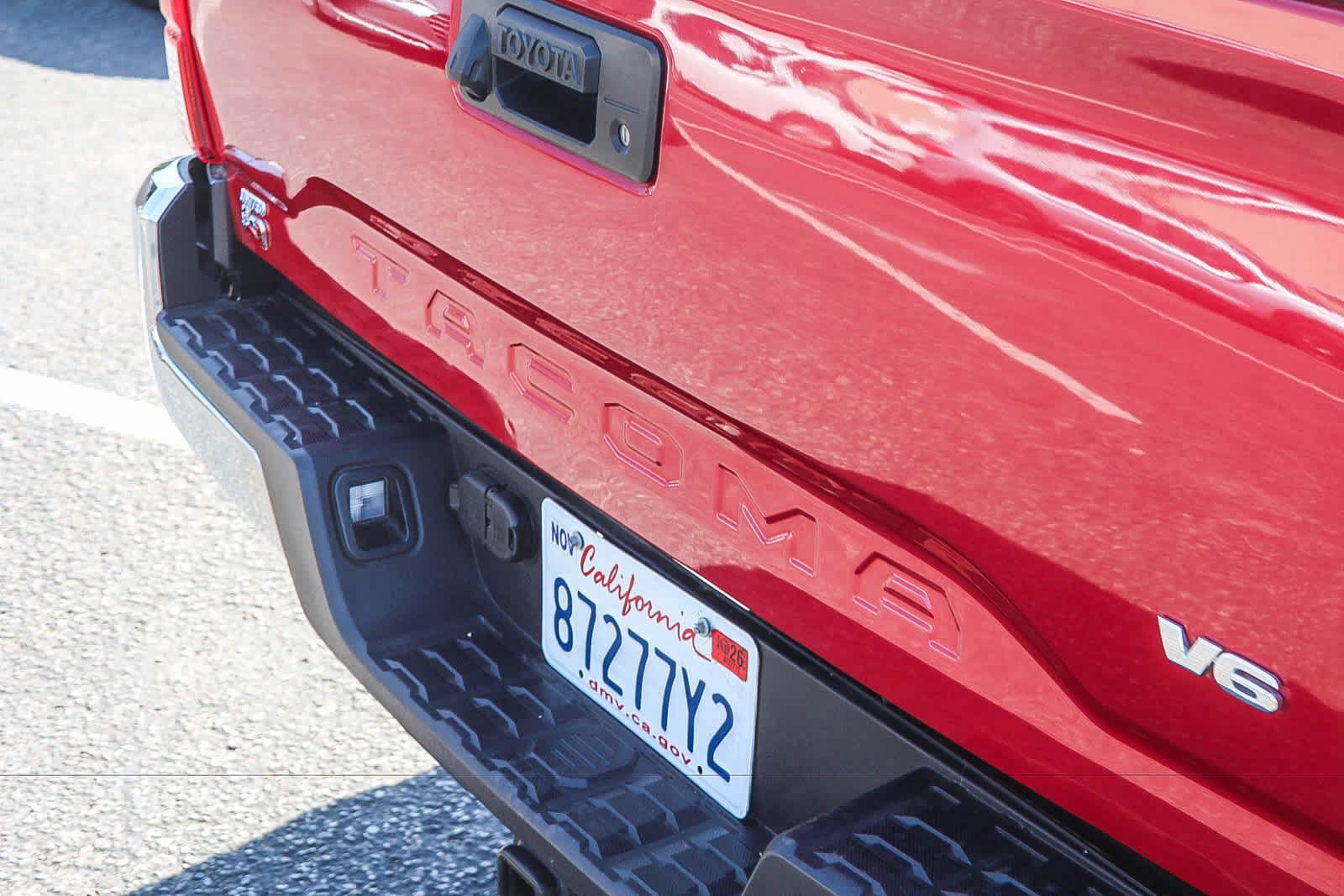 Used 2021 Toyota Tacoma SR5 RWD image 9
