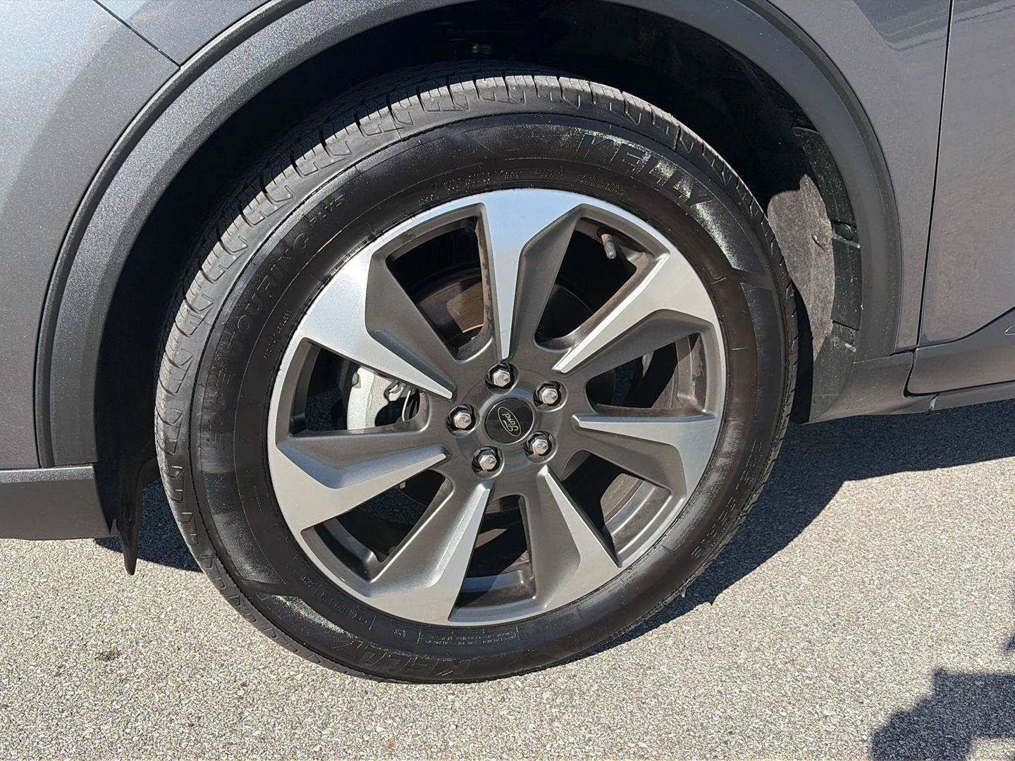 Used 2023 Ford Escape Platinum AWD/4WD image 9