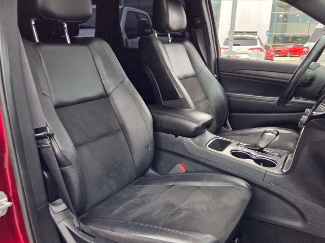 Used 2020 Jeep Grand Cherokee Altitude RWD image 16