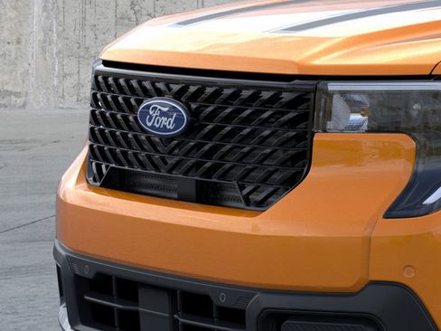 New 2026 Ford Maverick Lariat w/ Black Appearance Package image 18