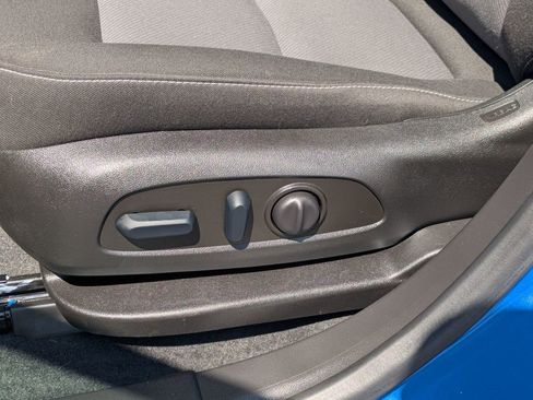 New 2025 Chevrolet Blazer LT w/ Convenience Package image 17