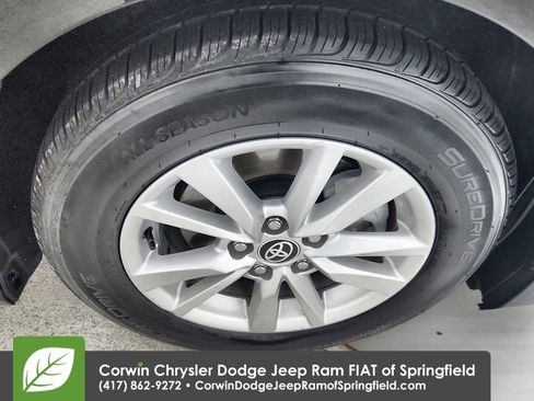 Used 2025 Toyota Camry LE FWD image 34