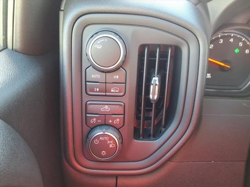 New 2026 Chevrolet Silverado 1500 W/T image 17