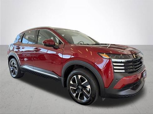 Certified 2025 Nissan Kicks SR AWD/4WD image 6
