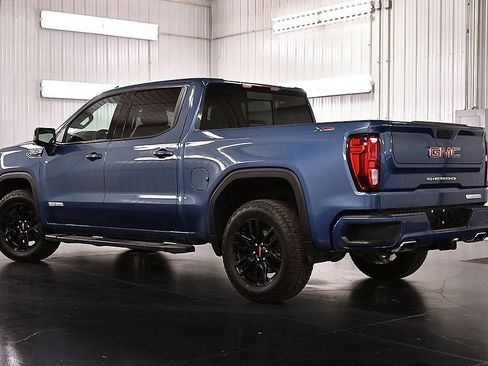 Used 2026 GMC Sierra 1500 Elevation w/ Elevation Premium Package AWD/4WD image 5