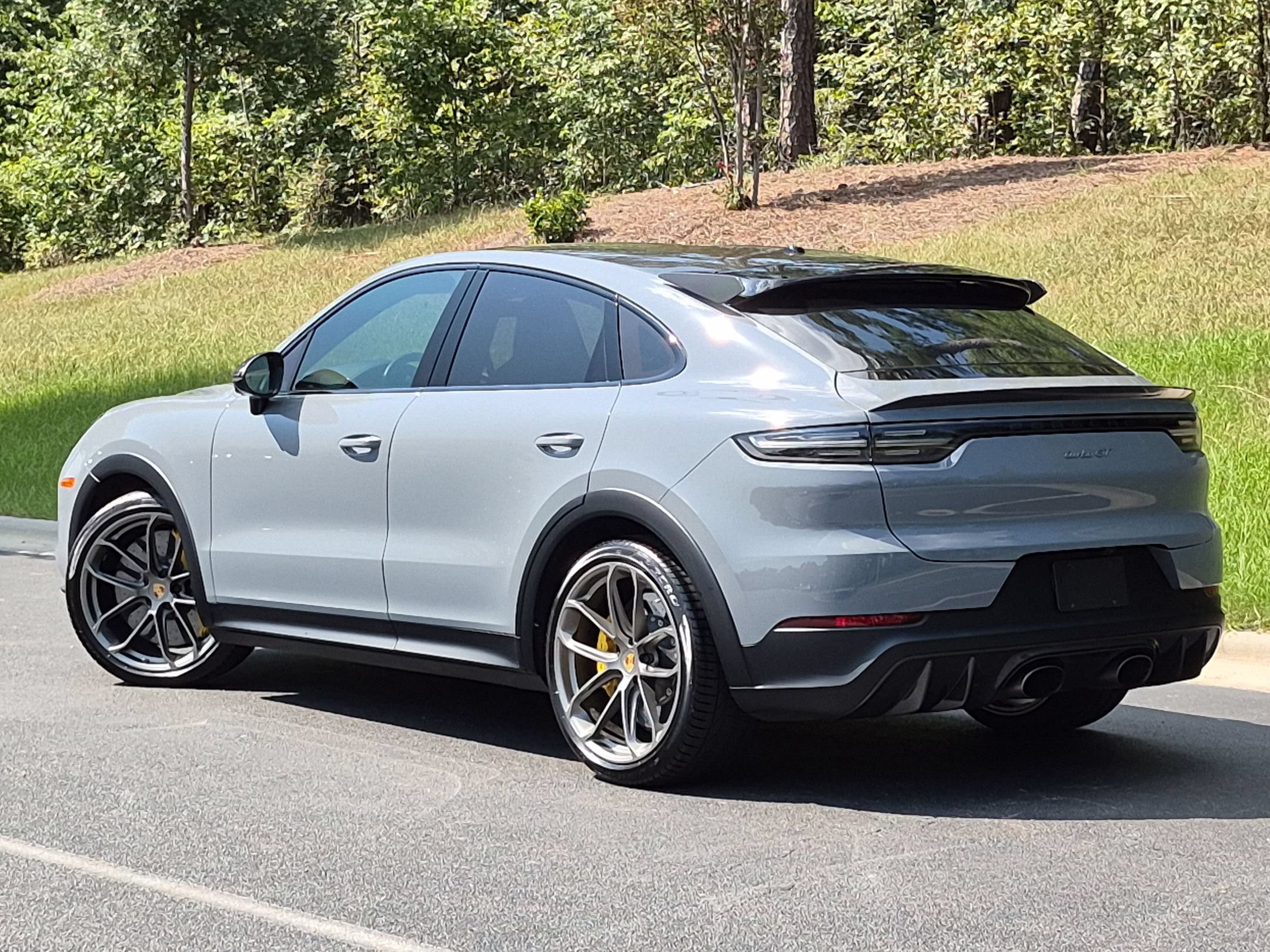 Certified 2023 Porsche Cayenne Turbo GT AWD/4WD image 3