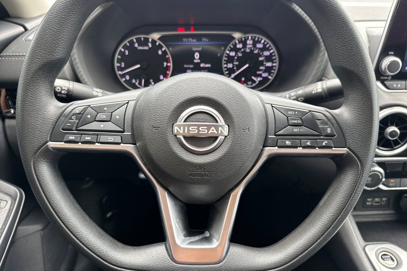Used 2025 Nissan Sentra SV FWD image 11