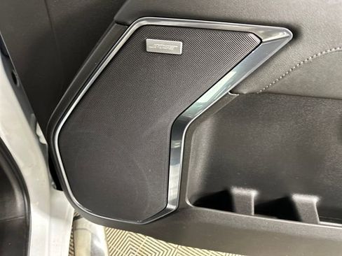 Used 2023 GMC Sierra 1500 SLT w/ SLT Convenience Package image 29