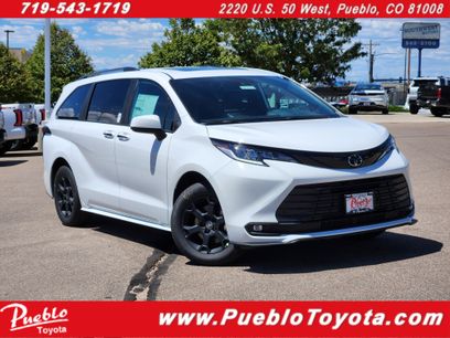 New 2026 Toyota Sienna XLE Woodland Edition
