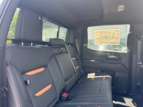 New 2026 GMC Sierra 1500 AT4 w/ AT4 Premium Package AWD/4WD image 25