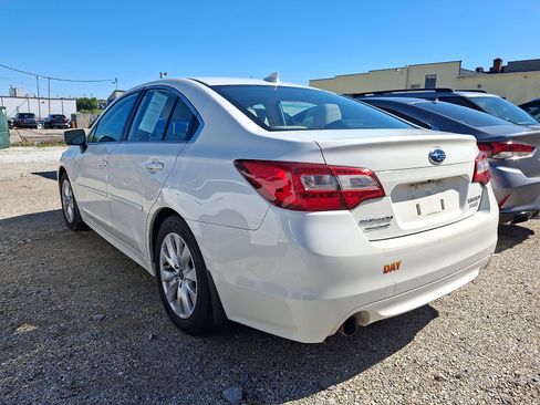 Used 2016 Subaru Legacy 2.5i Premium AWD/4WD image 4