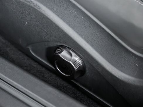 Used 2019 Nissan GT-R Premium AWD/4WD image 24