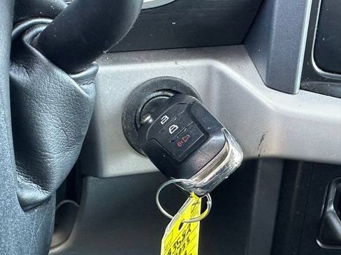 Used 2023 Ford F150 XLT RWD image 28