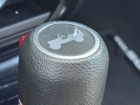 Used 2022 Jeep Wrangler Unlimited Sport image 13