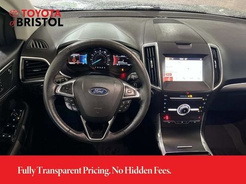 Used 2019 Ford Edge Titanium AWD/4WD image 12