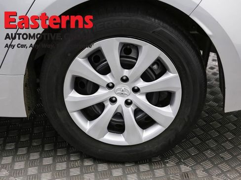 Used 2023 Toyota Corolla LE image 33