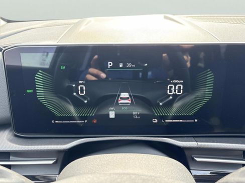 New 2026 Kia Sportage LX FWD image 31