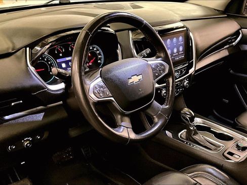Used 2021 Chevrolet Traverse Premier w/ Redline Edition image 13