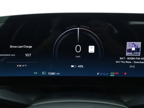 Used 2023 Lucid Air Touring image 12