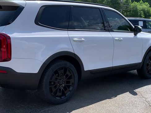 Used 2021 Kia Telluride EX w/ EX Premium Package AWD/4WD image 5