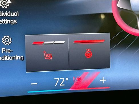 New 2026 BMW 330i Sedan w/ M Sport Package image 20